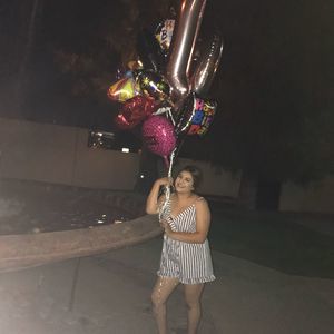 Meet your Posher, Lesly